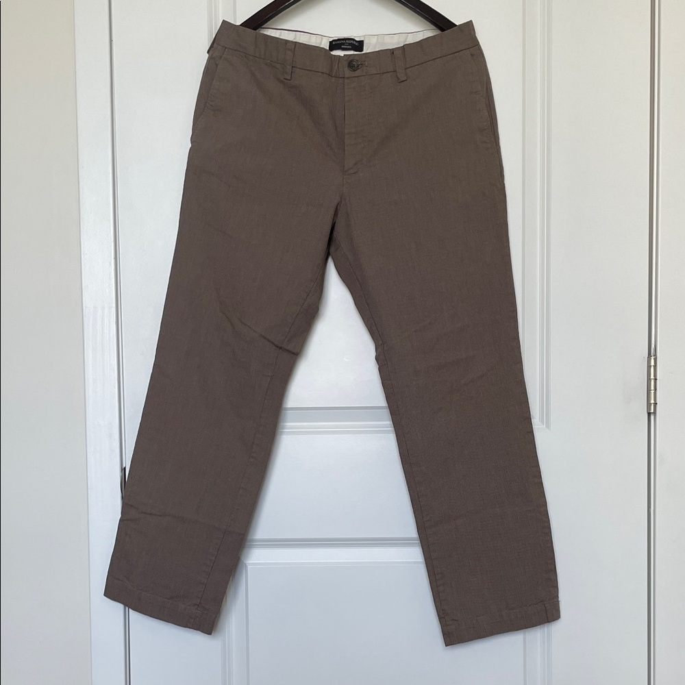 Banana Republic Men's Taupe Brown Chino Pants
